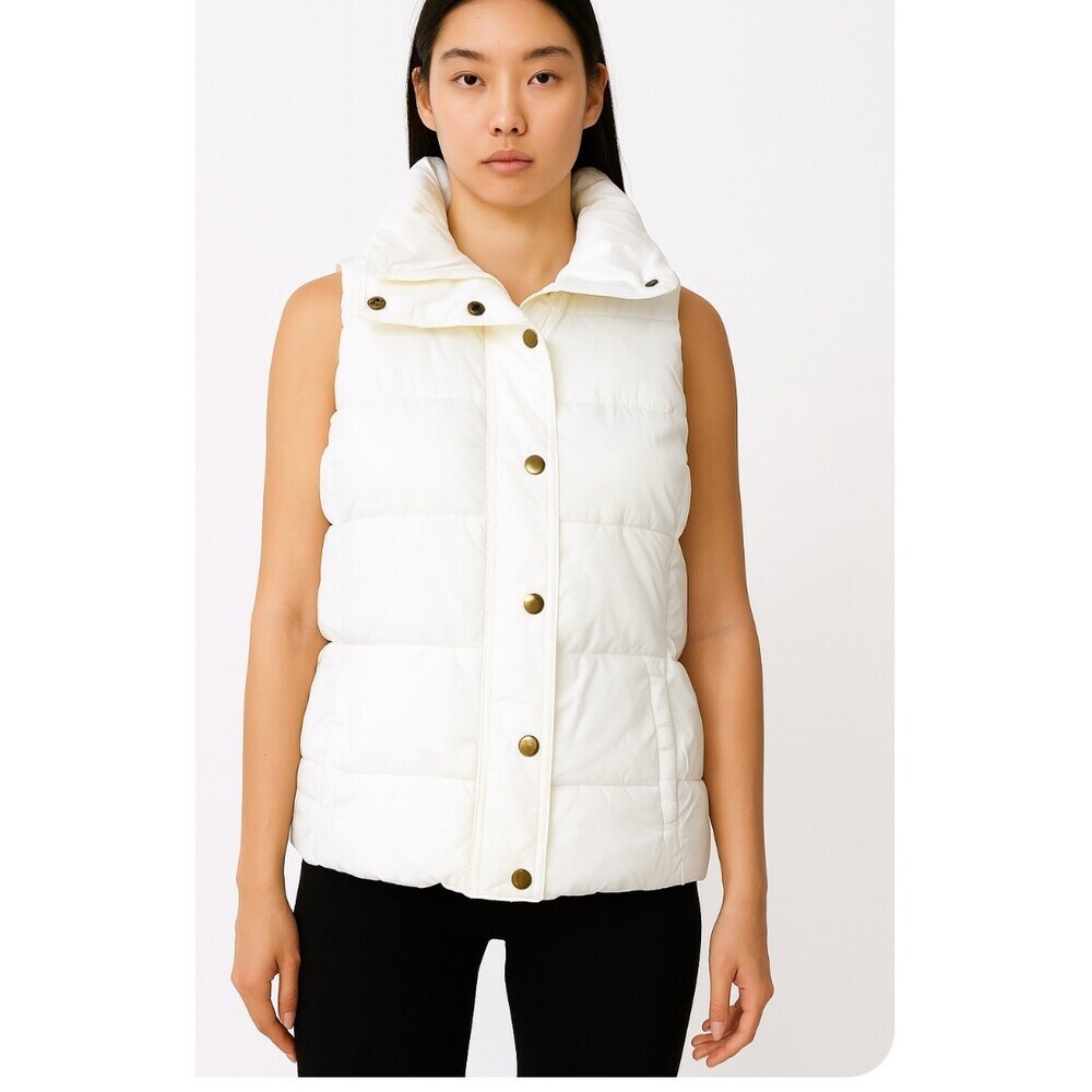 Old Navy vest white zip/button puffer vest SZ SM white full zip up sleeveless
